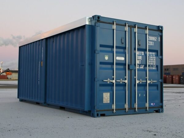 20ft x 8ft One-Trip High Cube Container (9′ 6″ high) Storage Sliding Door