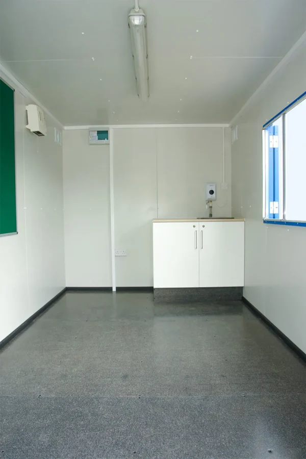 12Ft x 7Ft 6in Mobile Canteen Cabin - Image 3