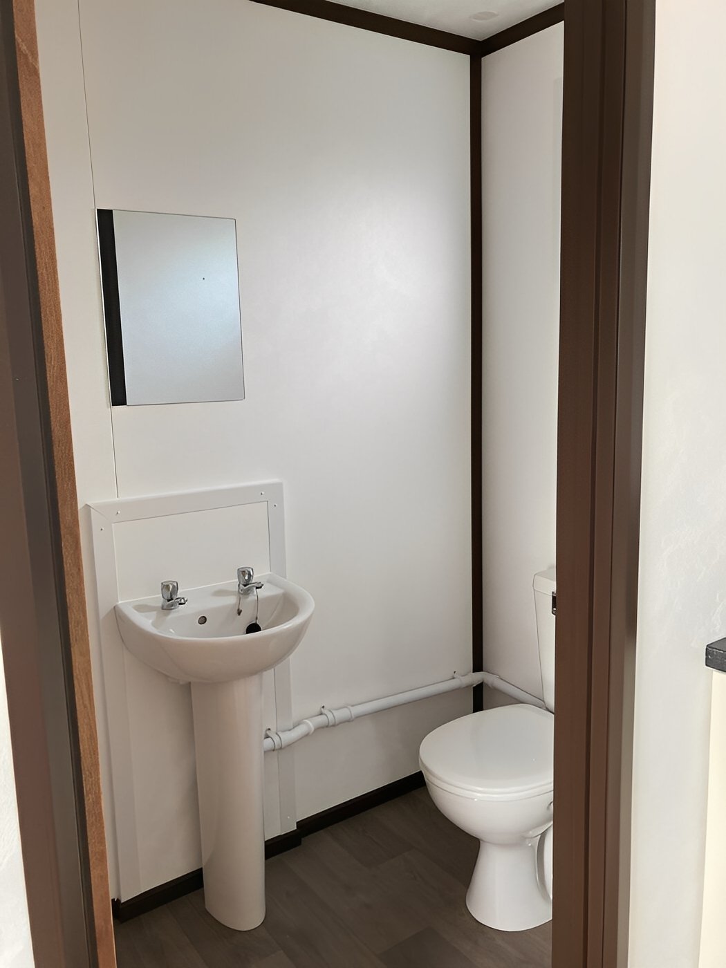 40Ft x 10Ft Jackleg Office Cabin 11 40Ft x 10Ft Jackleg Office Cabin - Image 11