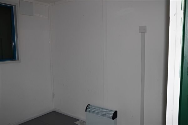 13ft x 9ft Site Office With Toilet - Image 5
