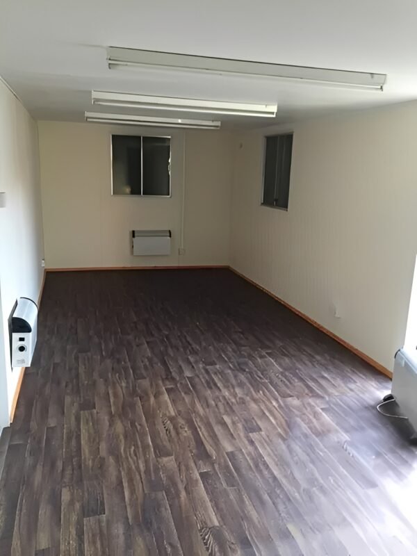 32ft x 10ft Anti Vandal Office/Kitchen/Toilet - Image 4