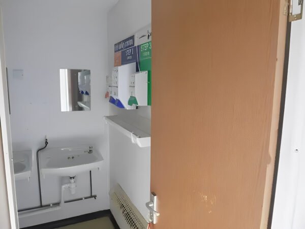 2+1 Toilet & Drying Room - Image 4