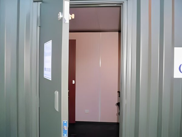 20ft X 9ft Welfare Cabin - Image 3