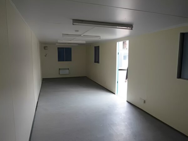 32ft x 10ft Anti Vandal Open Plan Portable Cabin - Image 7