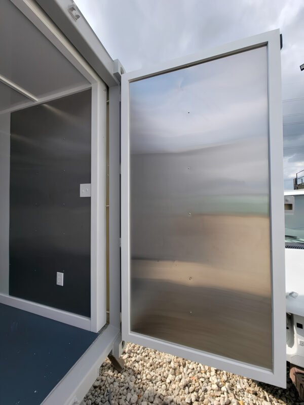 20Ft Shipping Container Store - Image 3