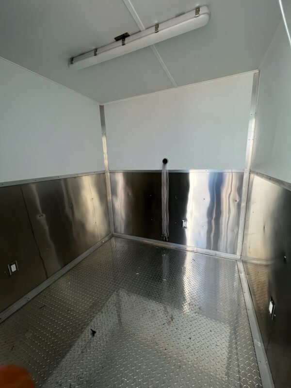 20ft Shipping Container Bar (Standard) - Image 5