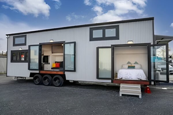 3 Bedroom Modular Container Mobile House On Wheels (Mountain-Style)