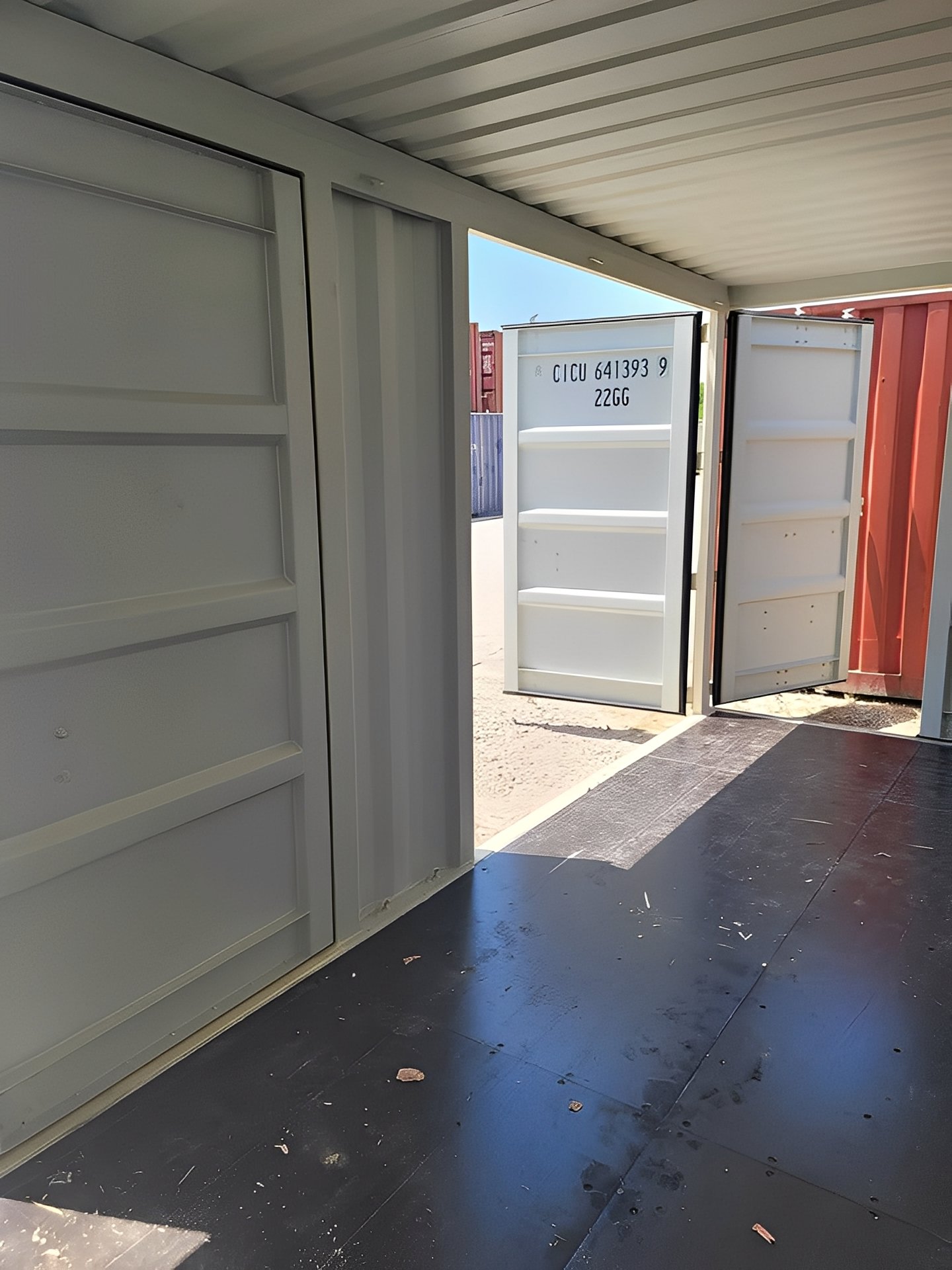 20ft Open Side Shipping Container – Dual Side Doors 4 20ft Open Side Shipping Container – Dual Side Doors - Image 4