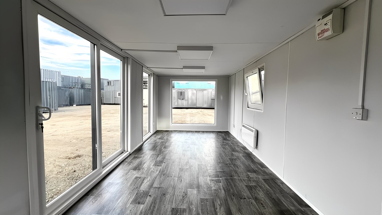 24ft x 10ft Site Office / Marketing Suite – Portable Office, Sales Cabin & Showroom 4 24ft x 10ft Site Office / Marketing Suite – Portable Office, Sales Cabin & Showroom - Image 4